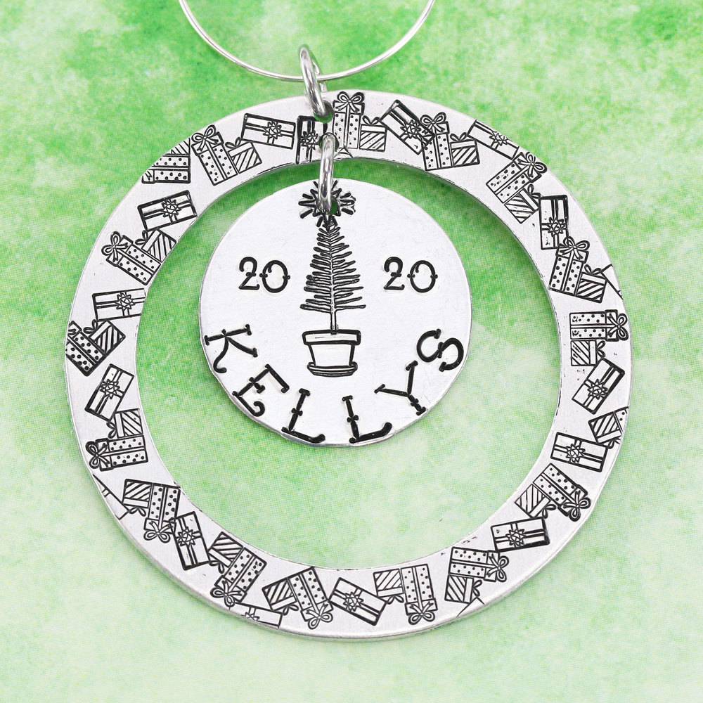 Metal Stamping Tools Pile of Gifts Metal Design Stamp, 9.5mm - Beaducation Original